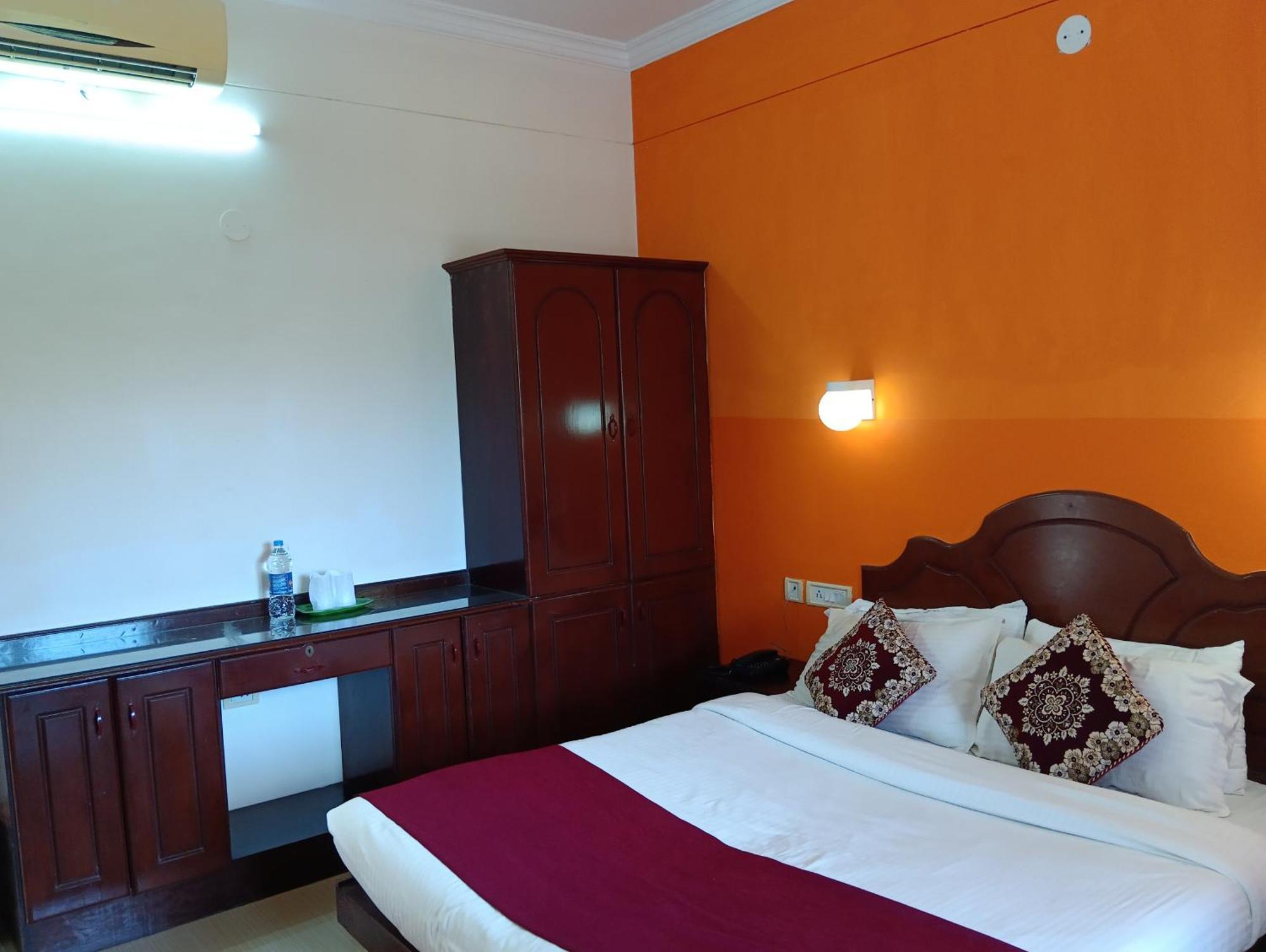 Vedantha Inn Kovalam Eksteriør bilde