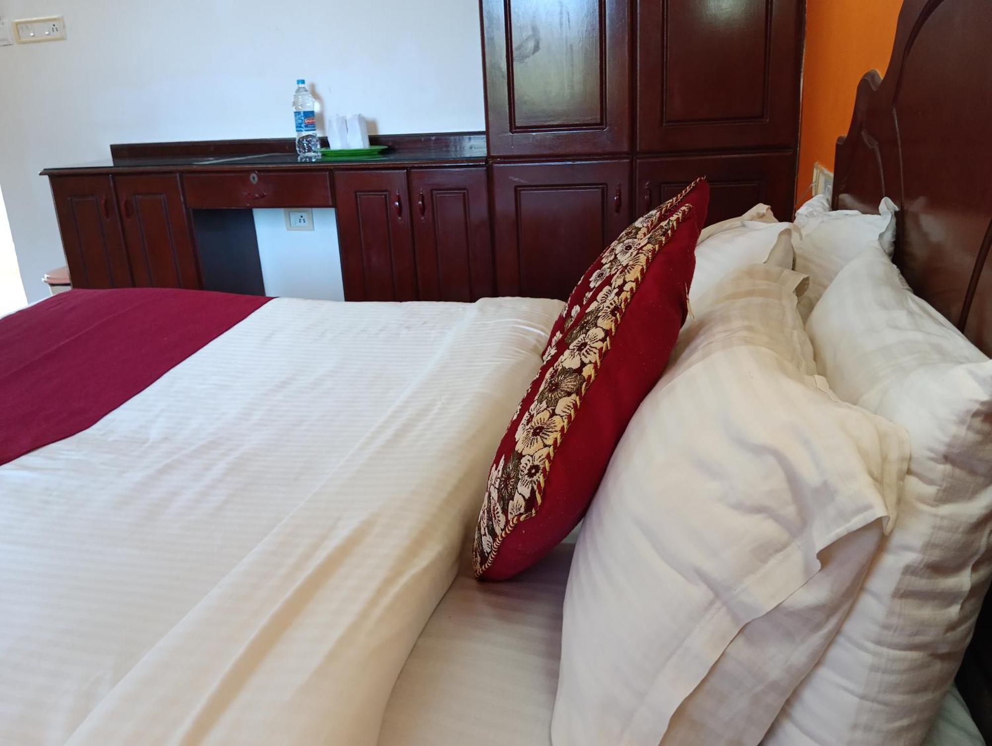 Vedantha Inn Kovalam Eksteriør bilde